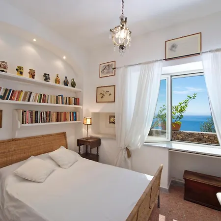 L'olivella Con Splendida Vista Mare Praiano